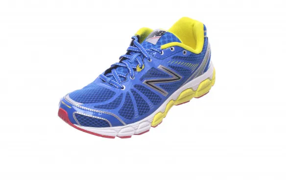 NEW BALANCE M780 V4