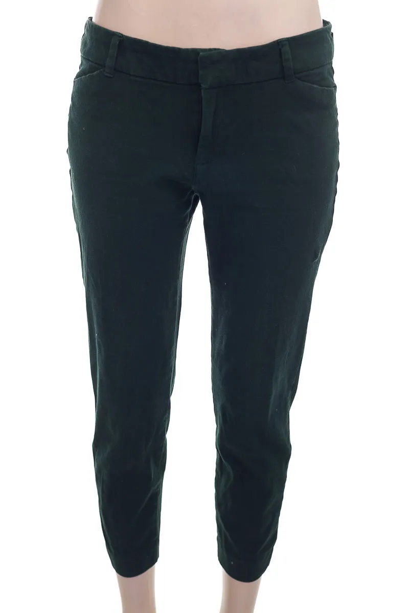 Pantalón color Verde - Old Navy