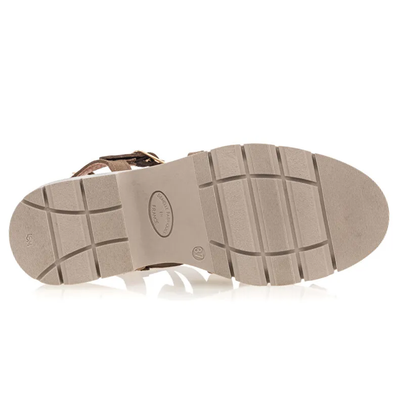 Sandalias/ descalzo mujer marrón