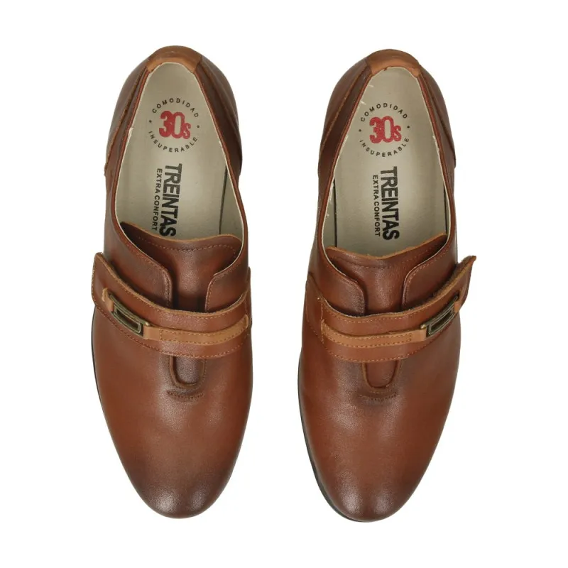 Treintas modelo 4004 color cuero, zapatos de piel con tacón y tira de velcro