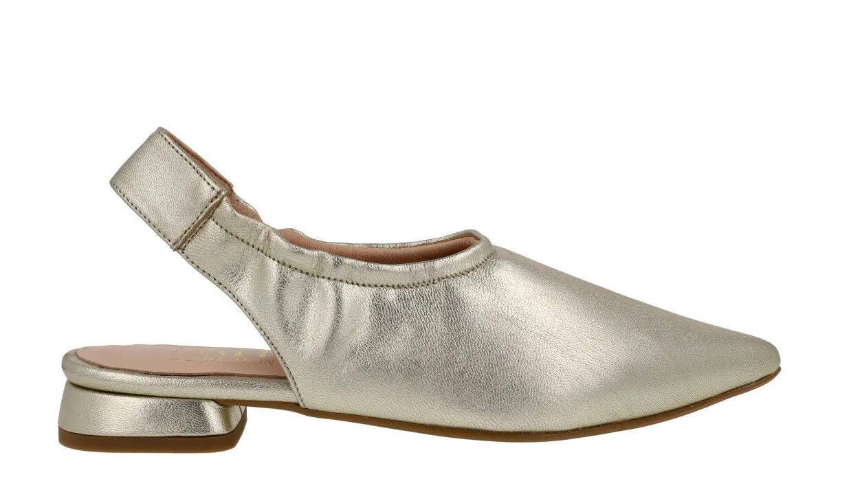 Zapatos de piel destalonados con tacón bajo forrado